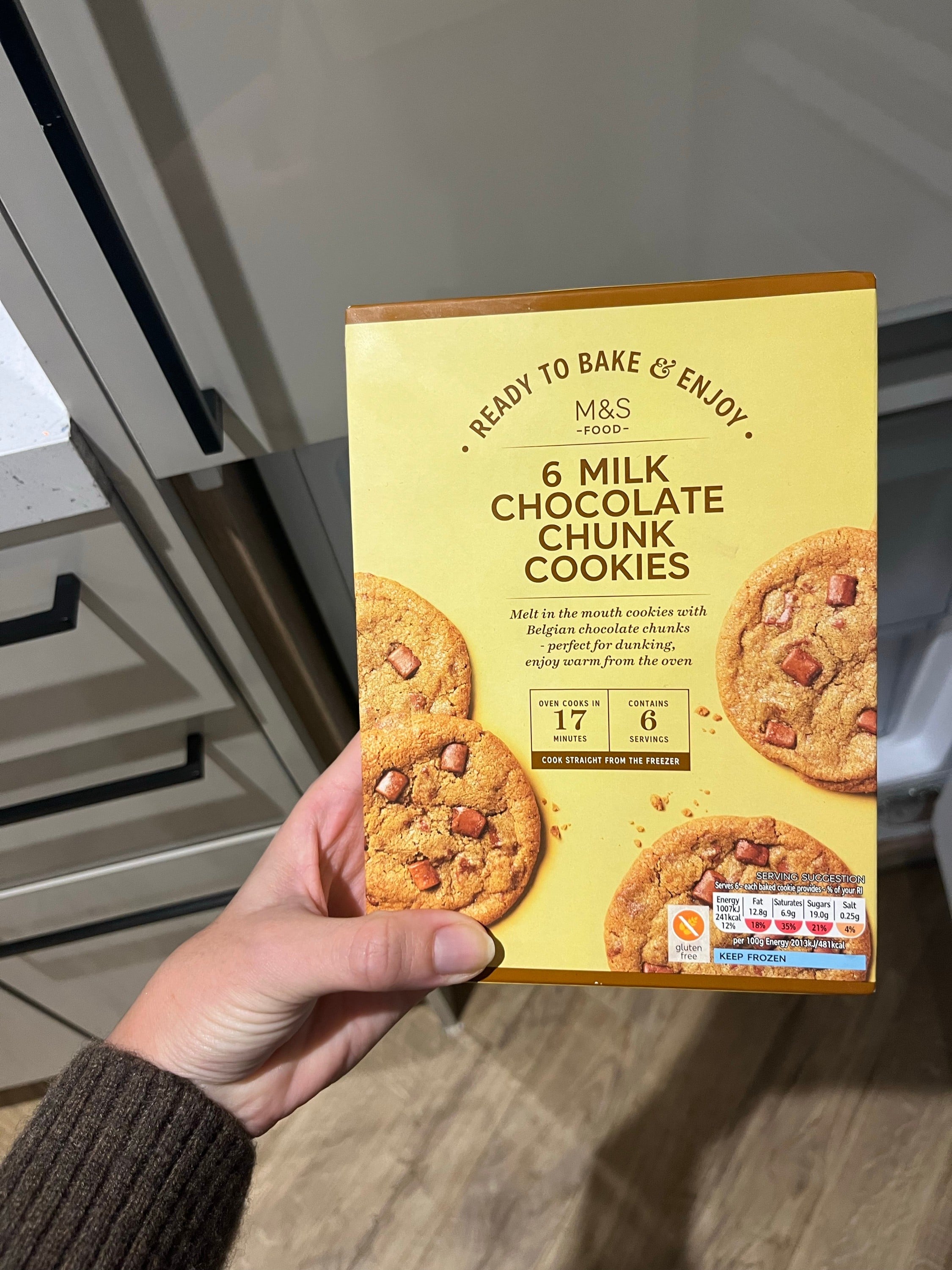 Milk Chocolate Chunk Cookies