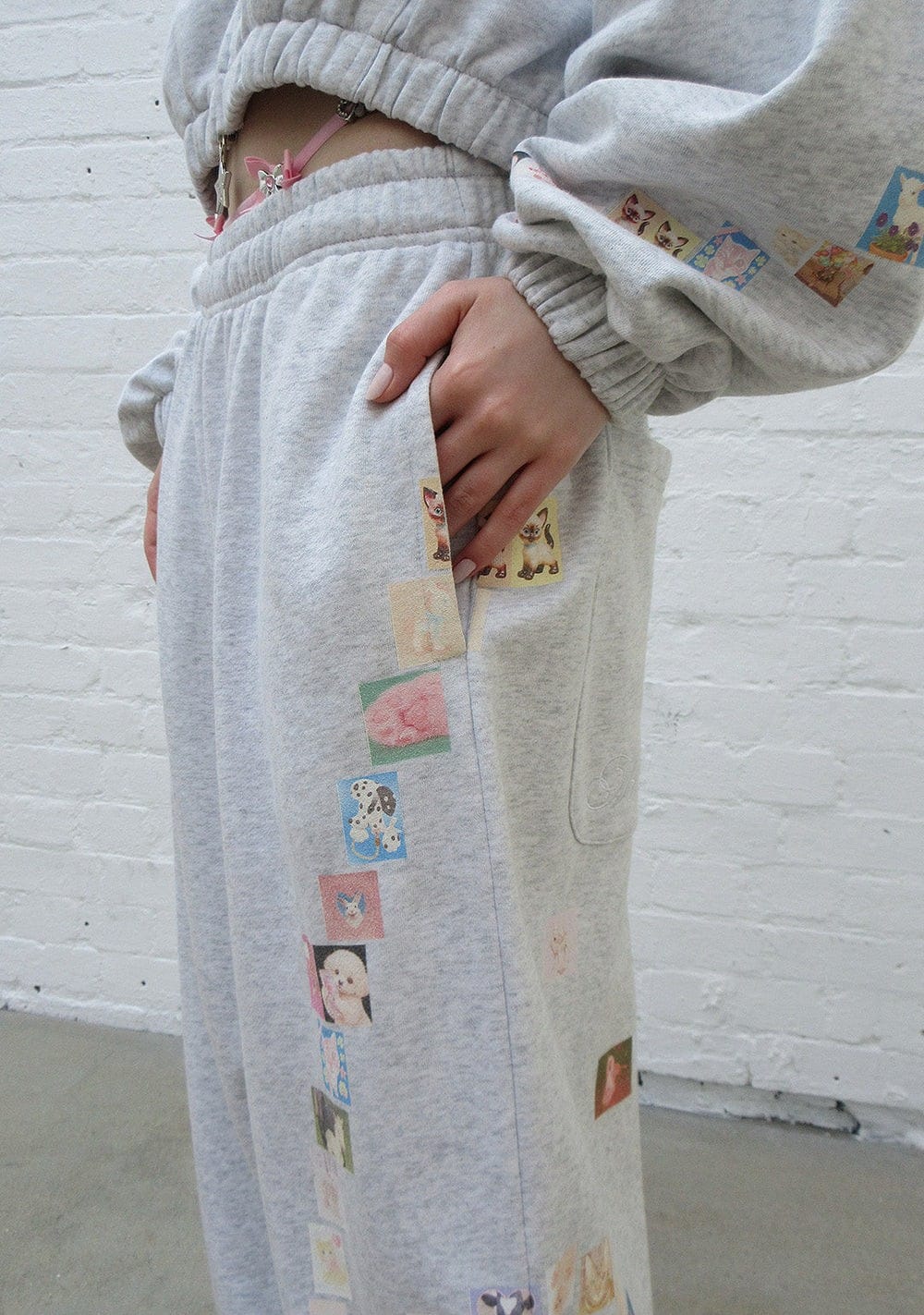 Trinket Motif Sweatpants