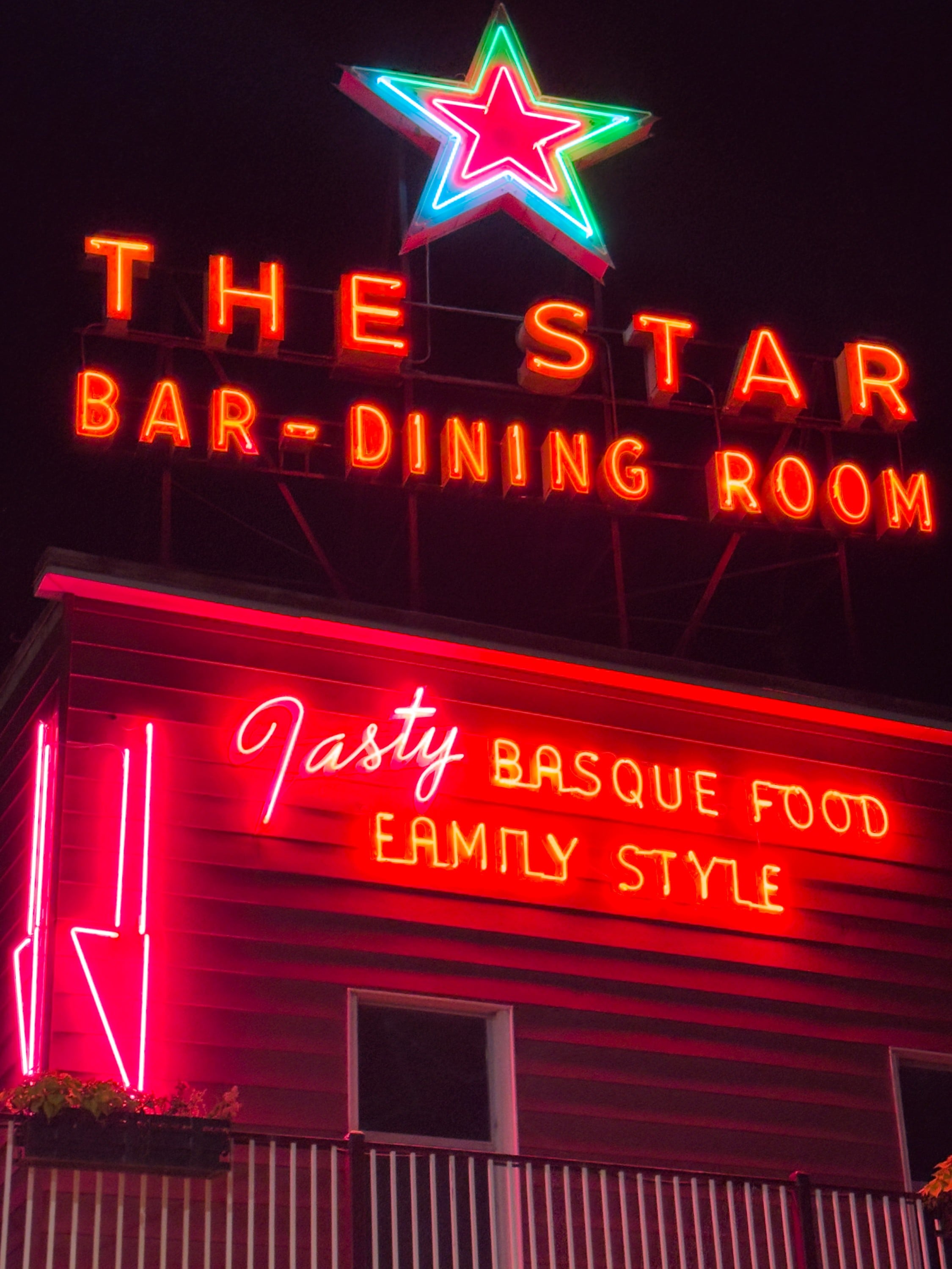 The Star Hotel Restaurant & Bar