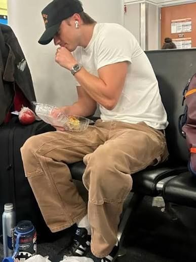 Airport crush
