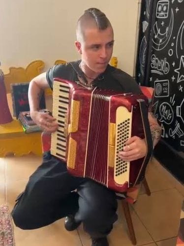 Using an Accordion to Get Out of Trouble