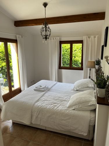 Early to Rise, Early to Bed! Guided Yoga Nidra