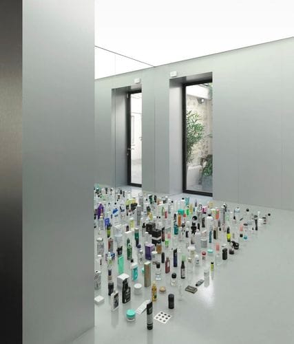 WHAT'S IN THEIR SPA BAGS?