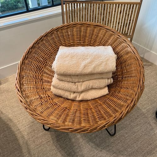 Hamptons Guide by The Hamptons Chronicle