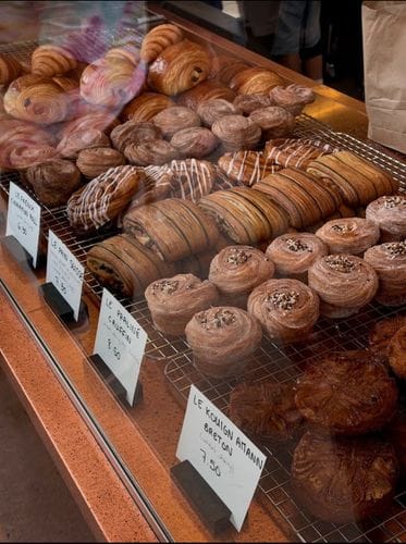 Guillotine Bakery