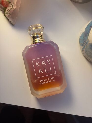 kayali vanilla candy rock sugar