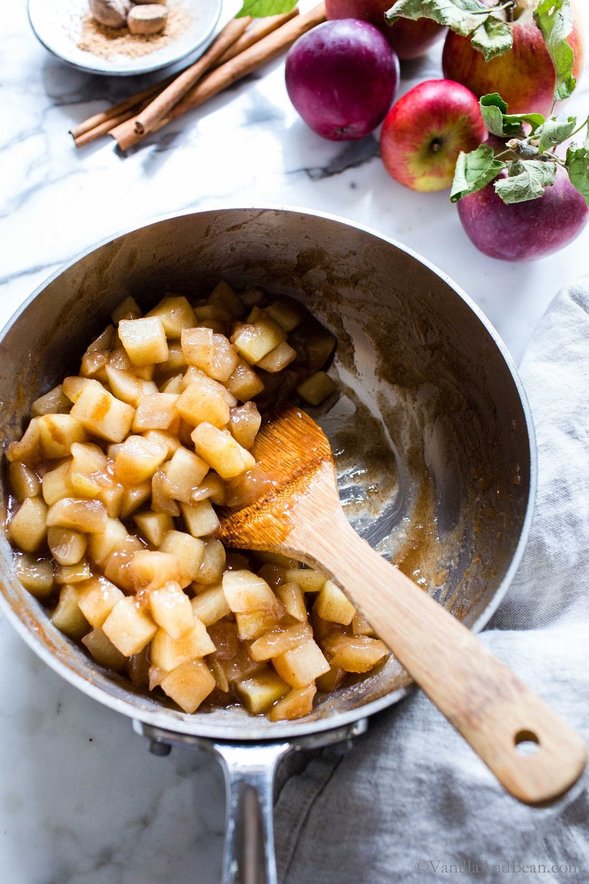 stewed apples