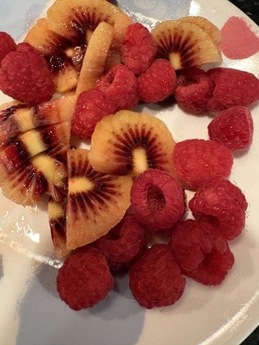 Red kiwi