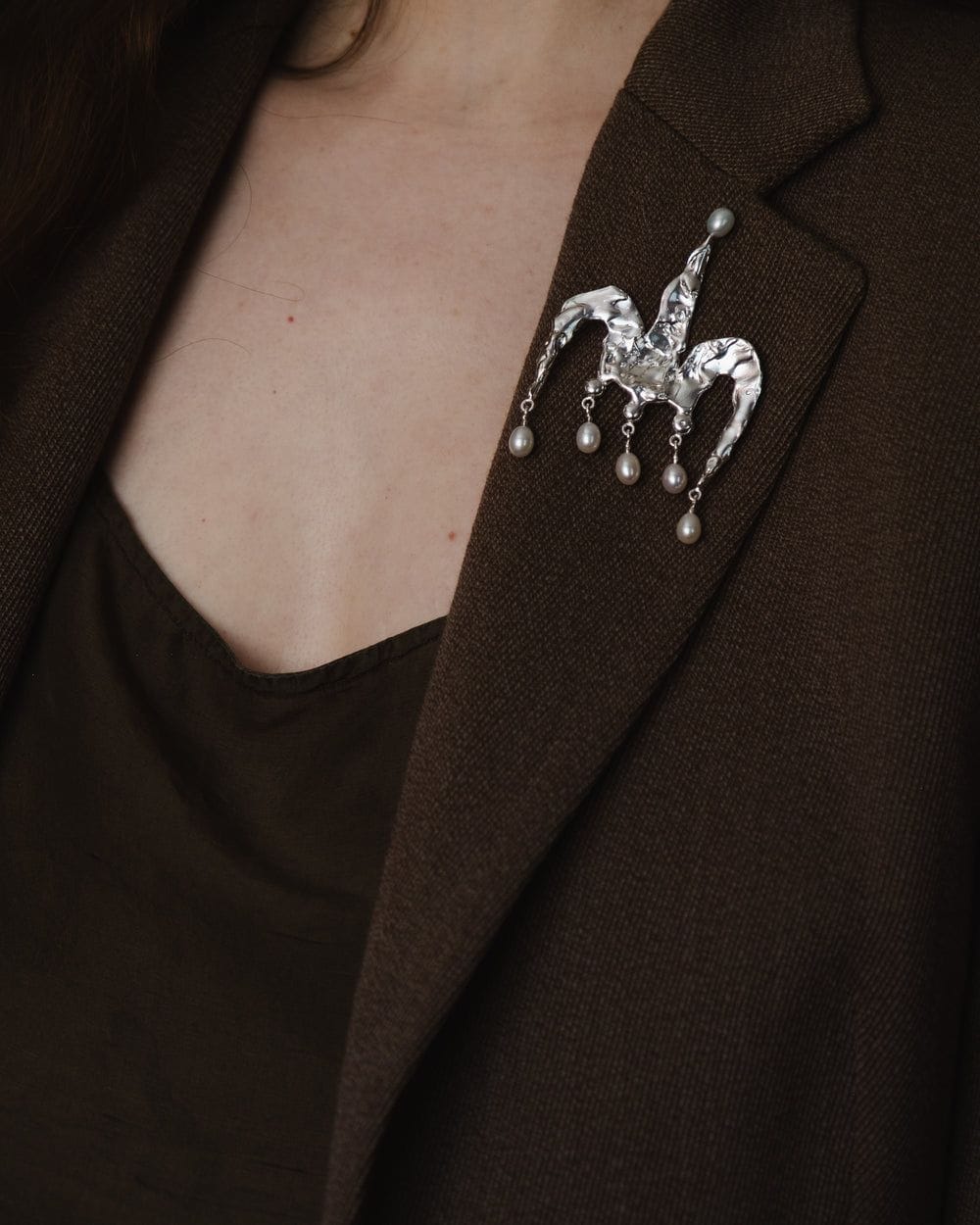 The Queen's Wit Brooch