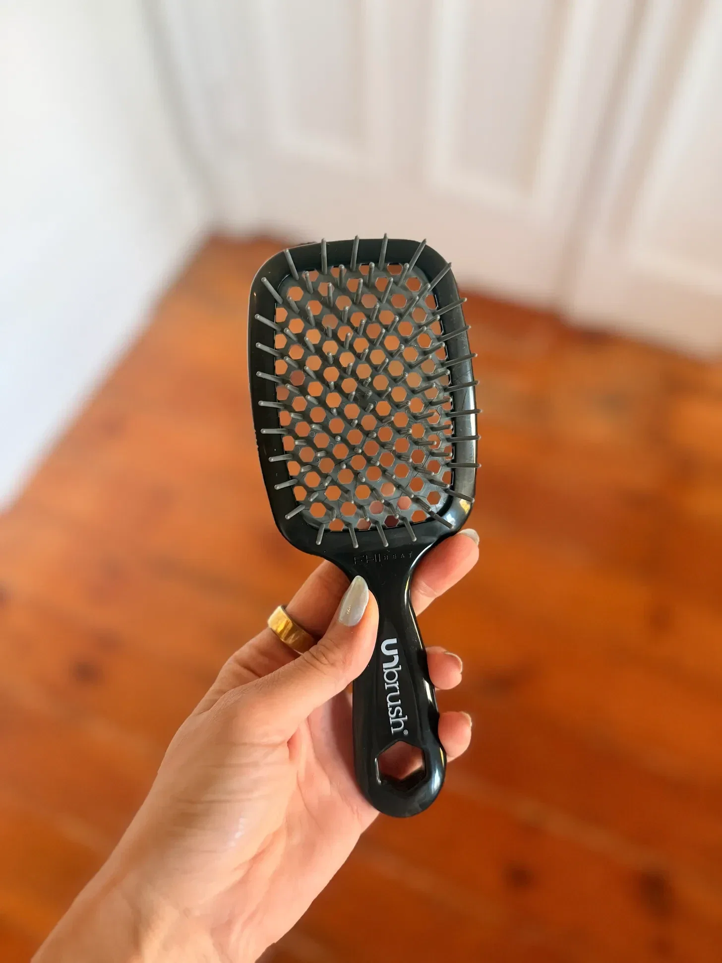 UNbrush Detangling Brush