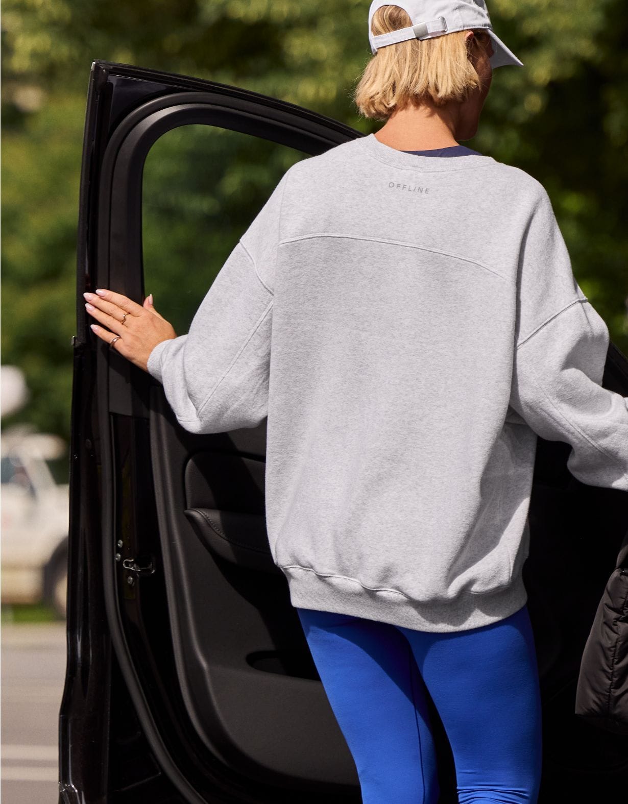 the largest crewneck aerie has to offer