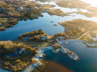 6 Price's Cove