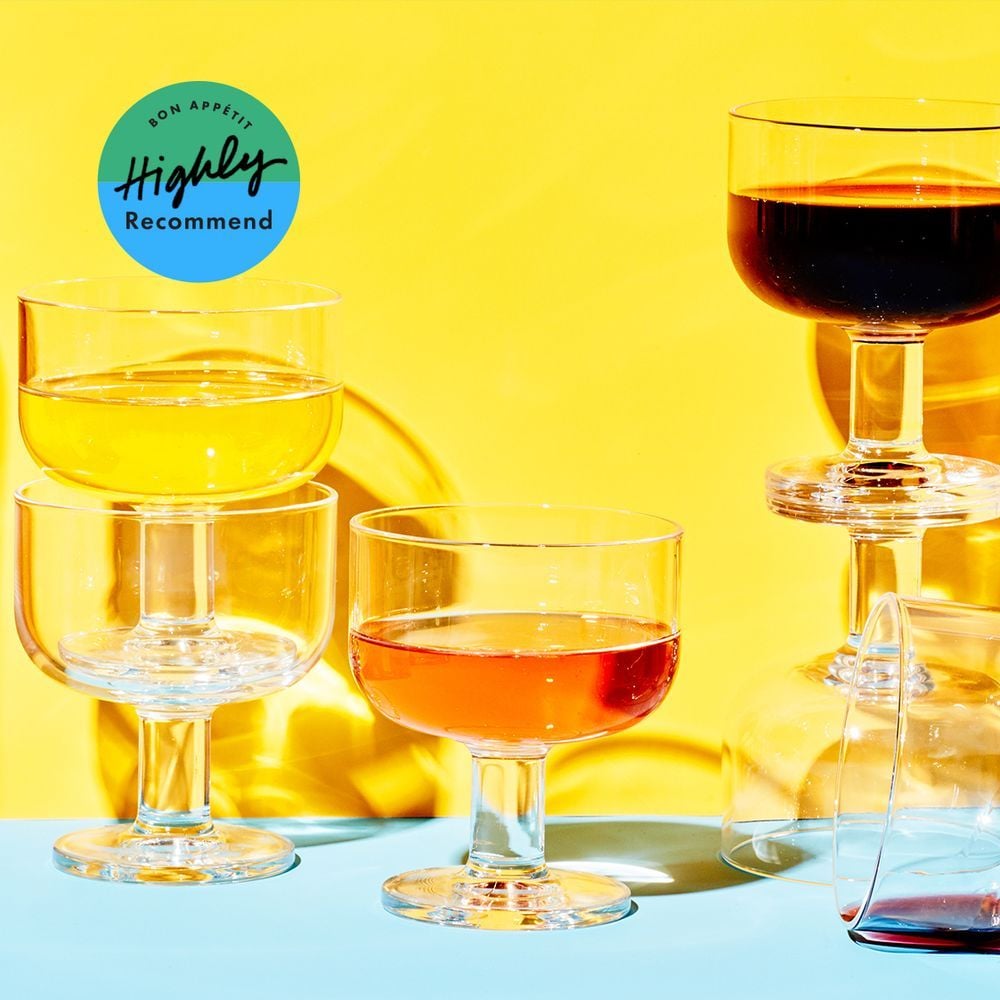 Stackable wine glasses